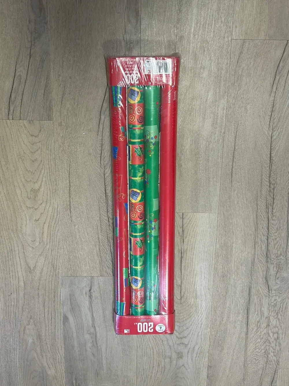 VTG Christmas Wrapping Paper 4 Rolls 200 Sq Ft Sealed Retro Holiday Gift Wrap